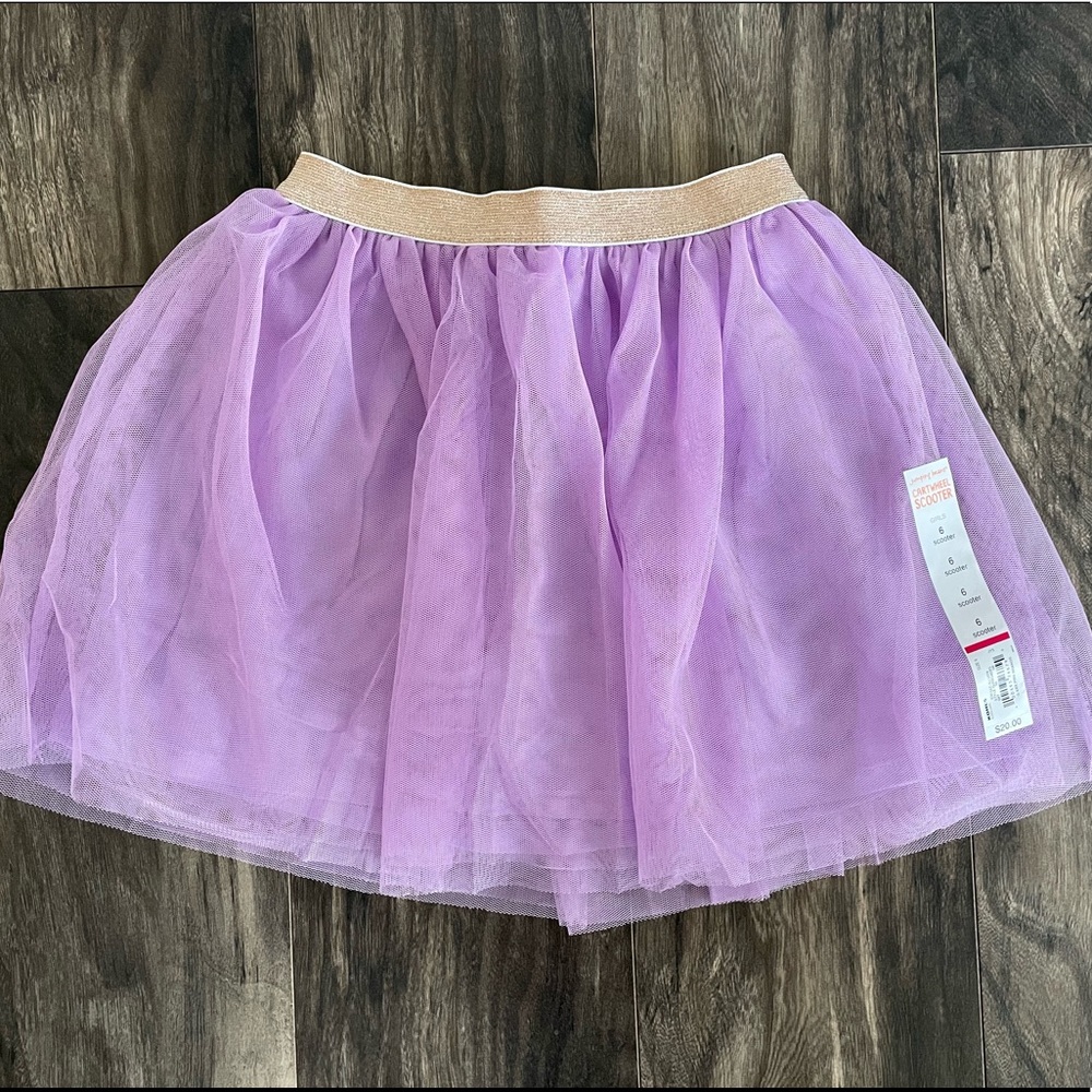 NWT skirt. Size 6, cartwheel, scooter, tulle.